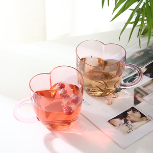 Sevimli pembe kalp şeklinde cam bardak yılbaşı hediyeleri içecek fincan yaratıcı kahve kupa özel logo benzersiz bardak - Product Image 5