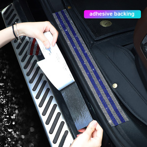 Faixas de Acrílico com Diamantes para Soleira de Porta de Carro e Adesivos Gradientes Antirrisco e Antiesmagamento para Pedais - Product Image 3