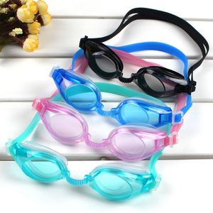 แว่นตาว่ายน้ำสำหรับเด็กพร้อมที่อุดหู ดีไซน์แบบรวมสีเข้ากันสำหรับเด็ก - Product Image 1