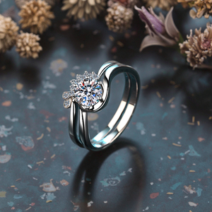 Anillo Apilable de Plata de Ley 925 de Lujo Ligero con Diseño Único de Moissanita para Mujer, Anillos de Compromiso y Boda, Joyería de Moda - Product Image 4