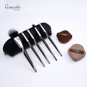 Juego <span class=keywords><strong>de</strong></span> Brochas <span class=keywords><strong>de</strong></span> <span class=keywords><strong>Maquillaje</strong></span> Profesionales Tipo S con Diamantes, 5 Brochas + 2 Esponjas para Polvo, Mango <span class=keywords><strong>de</strong></span> Madera, Ideal para Viajes, Personalización <span class=keywords><strong>de</strong></span> Fábrica - Product Image 1