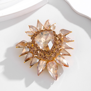 Spilla a Fiore in Lega Placcata Oro con Strass e Cristalli, per Bambini e Donne, per Feste, Matrimoni, Moda, Stile Retrò, Regalo, Vendita all'Ingrosso - Product Image 4