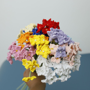 Bouquets exquis tissés à la main, fleurs artificielles en laine crochetées, hortensias colorés et artisanat textile décoratif - Product Image 2