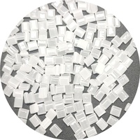 Pièce de diffusion de lumière en PC à haute résistance aux chocs, transmission de la lumière de 85%-96%, moulage par injection-extrusion, finition mate givrée