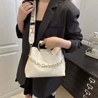 Tas Dompet Wanita Kulit PU Anyaman Trendi Mode Online China 2025, Tas Selempang Wanita Bergaya, Tas HP Wanita