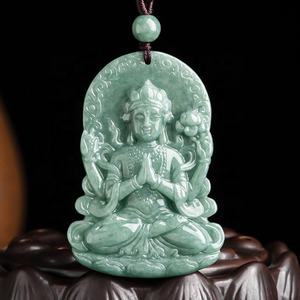Pendentif en jade vert Guanyin à quatre bras en jadéite naturelle, design original UNISEXE, style chinois, cadeau avec certificat d'évaluation GY47 - Product Image 1