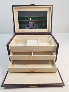 Caja de Joyería Cosmética de Cuero con Espejo, de Tres Niveles y Múltiples Cajones, para Almacenamiento y Empaque de Joyas - Product Image 2