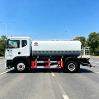 Camion arroseur Dongfeng 12000L fabriqué en Chine, transmission 4x2, moteur diesel Euro 3, disponible en version conduite à gauche/droite pour l'exportation