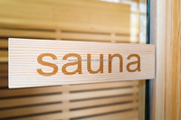 Sauna infrarouge lointain à spectre complet en bois massif de pruche, pour 1 personne, à faible EMF, adapté aux villas et appartements modernes, avec poêle et vapeur sèche 5