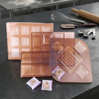 Barquette alimentaire jetable en PET personnalisée pour chocolats et bonbons, avec fond doré, emballage blister pour sushis, pizzas et confiseries
