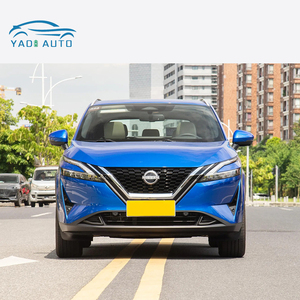 นิสสัน เควสท์ ปี 2023 เครื่องยนต์ 4.0 ลิตร เทอร์โบ รุ่น XV น้ำมันเบนซิน SUV เบาะหนัง เกียร์อัตโนมัติ ขับเคลื่อนล้อหน้า มือสอง สีดำเข้ม ล้อแม็ก R18 หลังคาพาโนรามา ยูโร - Product Image 3