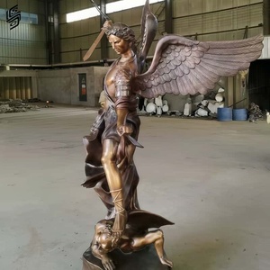 Scultura Personalizzata a Grandezza Naturale in Bronzo dell'Angelo San Michele che Spara una Spada per Sconfiggere i Demoni, per Decorazione Religiosa - Product Image 4