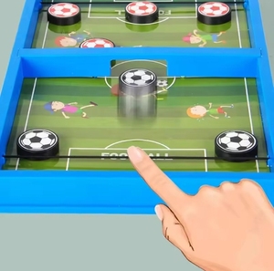 Venta caliente niños Mini <span class=keywords><strong>juego</strong></span> <span class=keywords><strong>de</strong></span> <span class=keywords><strong>mesa</strong></span> <span class=keywords><strong>de</strong></span> fútbol <span class=keywords><strong>juego</strong></span> <span class=keywords><strong>de</strong></span> juguete 2 jugadores mano competitiva dedo catapulta fútbol fiesta interior juguete <span class=keywords><strong>con</strong></span> la familia - Product Image 3