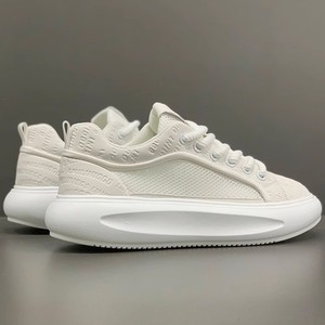 Baskets tendance été 2025 pour hommes – Nouveau style respirant en maille blanche, semelle souple et épaisse, chaussures décontractées blanches - Product Image 5