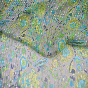 Tissu en crêpe de <span class=keywords><strong>soie</strong></span> pure tissé imprimé floral argenté, léger, 100 % <span class=keywords><strong>soie</strong></span> et lurex brillant, pour robe, vendu <span class=keywords><strong>au</strong></span> <span class=keywords><strong>mètre</strong></span> - Product Image 5