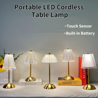 Lampe champignon rechargeable en cristal moderne Décoration intérieure Veilleuse LED Lampe de bureau portable 3 couleurs Lampe de table sans fil à capteur tactile