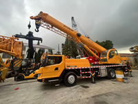 Grue mobile reconditionnée haut de gamme de 25 tonnes avec cabine d'origine neuve, moteur Weichai National III, flèche principale de 33 m, boîte de vitesses et moteur