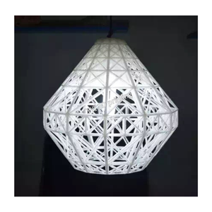 Service d'impression 3D SLS pour lampe de table moderne, décoration intérieure unique et éclairage abstrait - Product Image 3