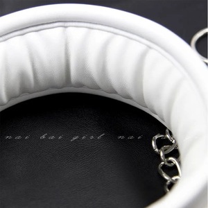 White Soft Collar With Chain And Leather <b>Handle</b> For Adult Use - Product Image 3