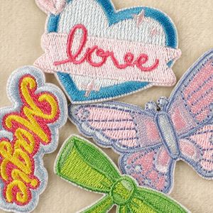 Patchs thermocollants brodés mignons autocollants motif fille de dessin animé, papillon et nœud magique pour la décoration de vêtements et sacs - Product Image 3
