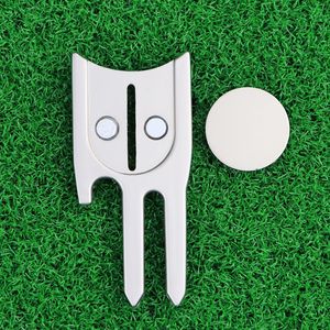 Herramienta multifuncional 6 en 1 para reparar divots de golf con marcador de bola y abridor de botellas, de aleación de zinc, para campos de golf. - Product Image 4
