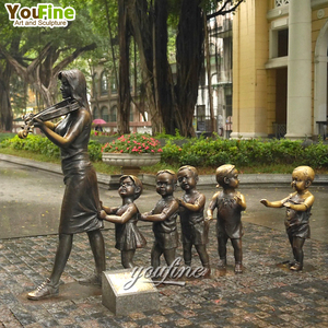 Tượng điêu khắc bằng đồng hiện đại ngoài trời, mô hình giáo viên và trẻ em chơi đàn violin, kích thước như người thật - Product Image 3