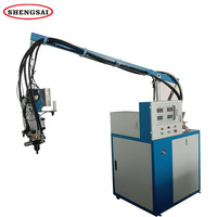 Machine à mousser le polyuréthane pour la fabrication automatique de coussins de siège de canapé, de coussins de chaise de bureau, de sacs chimiques et de bois