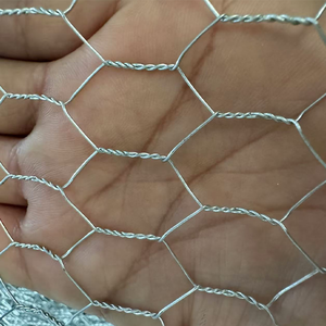 Maille hexagonale galvanisée directement de l'usine pour le renforcement du plâtre de construction et la maille de stuc mural à haute résistance à la traction - Product Image 3