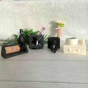 Creative pen holder ornament for office storage, desktop organizer, and office supplies. - Product Image 3