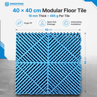 Grille de sol modulaire en plastique PP 400x400mm à emboîtement facile pour lave-auto, atelier automobile et salle d'exposition