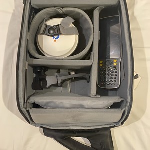 IP68บอกตำแหน่งกันน้ำ GPS RTK เครื่องมือวัดค่าแบบสำรวจอิเล็กทรอนิกส์อุปกรณ์บอกตำแหน่งแบบพกพาน้ำหนักเบาสำหรับ srmini GN - Product Image 6