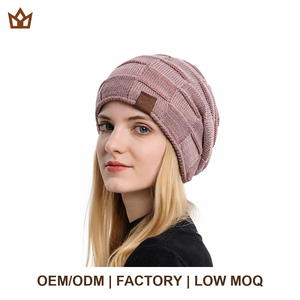 <span class=keywords><strong>Bonnet</strong></span> Slouchy Personnalisé Doublé Polaire à Carreaux Hiver Unisexe Homme <span class=keywords><strong>Femme</strong></span> Tricoté Épais Chaud <span class=keywords><strong>Bonnet</strong></span> Court Vente en Gros OEM Direct Usine - Product Image 1