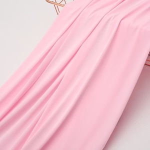 Ventes directes d'usine de tissu de soie de glace tricoté en polyester élastique sensation de glace pour la fabrication de produits de manchon de protection solaire - Product Image 3