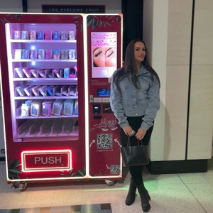 Máquina expendedora de belleza y uñas postizas <span class=keywords><strong>con</strong></span> soporte para VISA, <span class=keywords><strong>pago</strong></span> móvil y efectivo, quiosco expendedero de joyería estilo Instagram <span class=keywords><strong>con</strong></span> pantalla táctil - Product Image 3