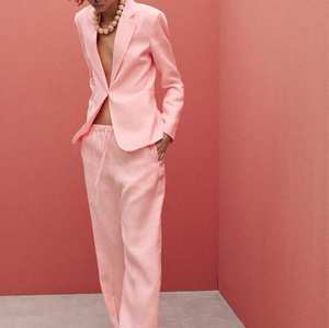 Blazer da <span class=keywords><strong>Ufficio</strong></span> per <span class=keywords><strong>Donna</strong></span> di Alta Qualità in Tessuto Pettinato Rosa Traspirante, Doppiopetto con Bottoni Decorativi, <span class=keywords><strong>Abbigliamento</strong></span> Autunnale Personalizzato - Product Image 2