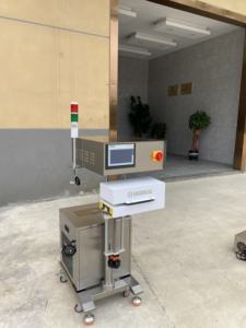 آلة تغليف وختم زجاجات الكاتشب بالحث الكهرومغناطيسي للمكسيك واليابان وتركيا وروسيا وكندا وإيطاليا - Product Image 3