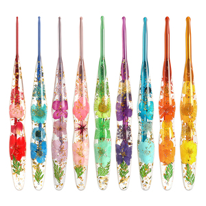 Kit de <span class=keywords><strong>crochet</strong></span> 9 pièces en oxyde d'aluminium coloré avec poignée transparente en forme de fleur pour la création de bijoux DIY - Product Image 5