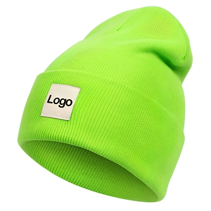 Gorro de Punto con Bloques de Color al por Mayor para Marcas de Streetwear Estadounidenses, Producción con Logotipo Personalizado de Fábrica - Product Image 1