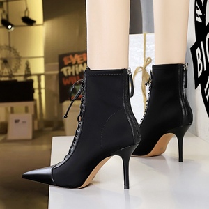 รองเท้าบูทผู้หญิงรุ่นใหม่ รองเท้าบูทส้นเข็มแบบมีสายรัดสูง 8 ซม. สำหรับผู้หญิง ฤดูหนาว - Product Image 3