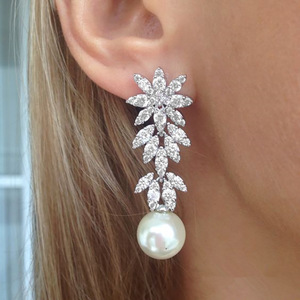 Eleganti Orecchini a Fiore per Donne, Accessori per Orecchie da Indossare Quotidianamente, Ideali per Outfit Casual e Regalo - Product Image 1