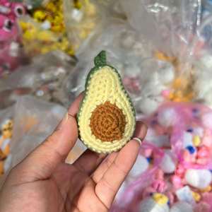 Colgante de Ganchillo para Bolso, Llavero de Frutas y Verduras (Aguacate, Sandía, Uva, Berenjena, Pimiento), Accesorios de Tejido, Regalo - Product Image 2