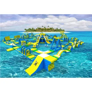 뜨거운 판매 부동 바다 풍선 트램폴린 워터 파크 슬라이드 장애물 코스 게임