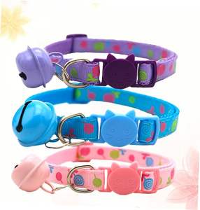 Collier de chat élégant en polyester avec cloche réfléchissante Design <span class=keywords><strong>unique</strong></span> Breakaway Motif solide Accessoire élégant pour chats et chiens - Product Image 4