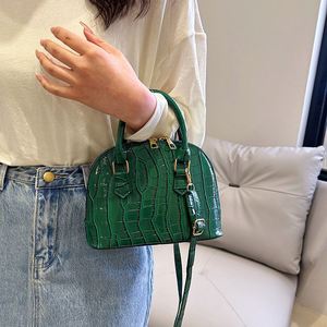 New crocodile Pattern Shell Versatile Shoulder Underarm Bag for Women Hand-held Bag - Product Image 1