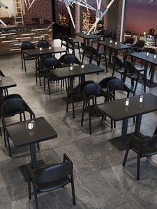 Ensemble de meubles de <span class=keywords><strong>restaurant</strong></span> modernes entièrement noirs, table à manger minimaliste en noir mat et fauteuils sculpturaux - Product Image 1