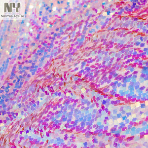 Nanyee Textil Precio al por mayor 9MM <span class=keywords><strong>Rosa</strong></span> brillante Iridiscente Brillante Cuadrado Lentejuelas Tela - Product Image 6