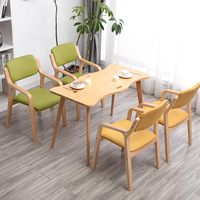 Chaises de salle à manger en bois massif de conception minimale avec dossier incurvé pour tissu de lin pour maisons âgées