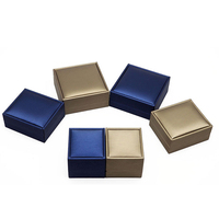 Boîte d'organisation de bijoux en PU personnalisée avec plusieurs compartiments pour le stockage et l'affichage de boucles d'oreilles, colliers et bagues