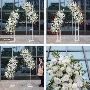Fondo de Flores Artificiales de Seda Blancas y Verdes, Estilo Fresco y Personalizado, para Decoración de Escenarios de Boda al Aire Libre en Iglesias - Product Image 3