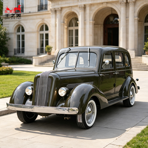 Voiture électrique rétro vert foncé brillant pour villas, pelouses, hôtels, mariages, tournages, tourisme et transport – Modèle <span class=keywords><strong>Pontiac</strong></span> 1935 - Product Image 1